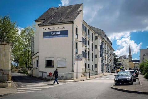 Kyriad Loudun - Le Renaudot Hotel in Loudun