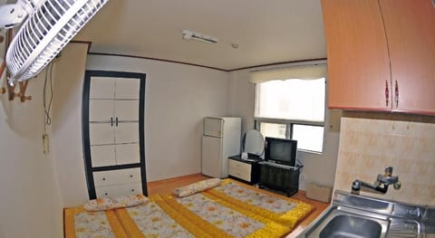 Hwaseong Guest House Vacation rental in Gyeonggi-do