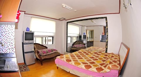 Hwaseong Guest House Vacation rental in Gyeonggi-do