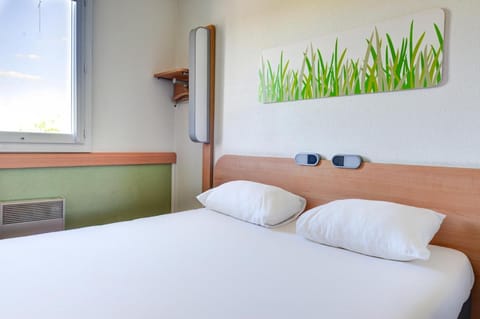 Ibis Budget Orly Chevilly Tram 7 Hotel in Chevilly Larue