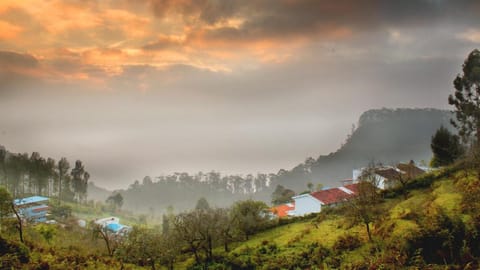 Country Club Valley Vista Resort in Kodaikanal