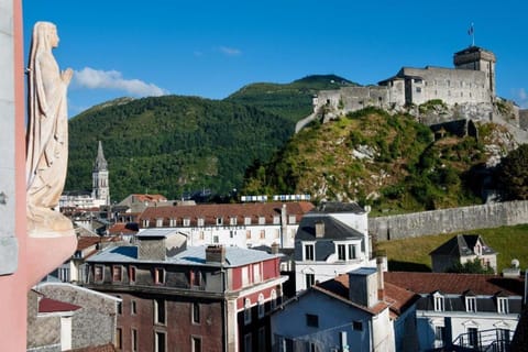 Hôtel La Source Vacation rental in Lourdes