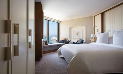 Four Seasons Hotel Sydney Vacation rental in Sydney