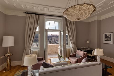 Four Seasons Hotel Gresham Palace Budapest Vacation rental in Budapest