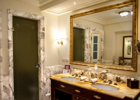 Four Seasons Hotel Firenze Vacation rental in Florence