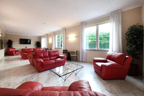 Hotel Internazionale Vacation rental in Domodossola