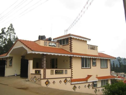 Anmol's Cottage Vacation rental in Ooty
