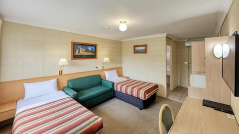 Cootamundra Gardens Motel Vacation rental in Cootamundra