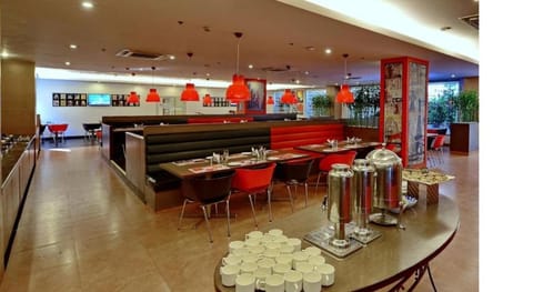 Red Fox Hotel Delhi Airport Vacation rental in New Delhi