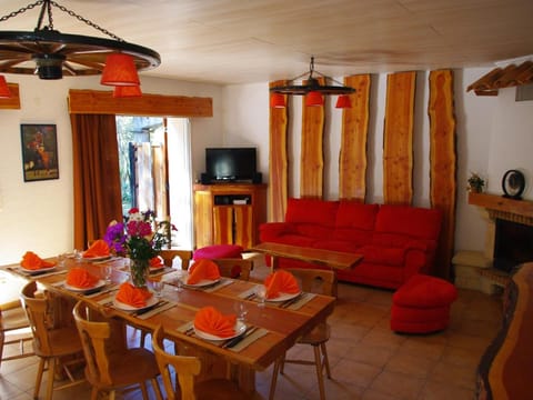 Location Villa et Studios Roquebrune-sur-Argens Vacation rental in Roquebrune-sur-Argens