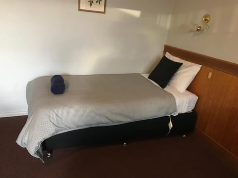 County Lodge Motor Inn Vacation rental in West Wyalong