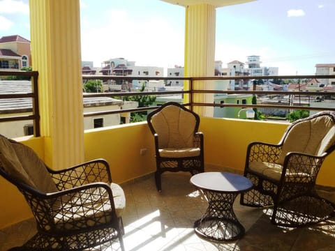 Tropical Island Apartahotel Vacation rental in Santo Domingo Este