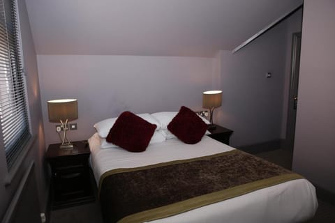 Wards Hotel & Restaurant Vacation rental in Folkestone