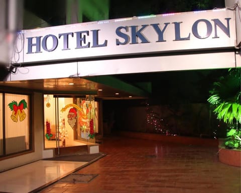 Hotel Skylon Hotel in Ahmedabad