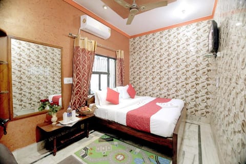 OYO 18641 Hotel Rashmi Hotel in Agra
