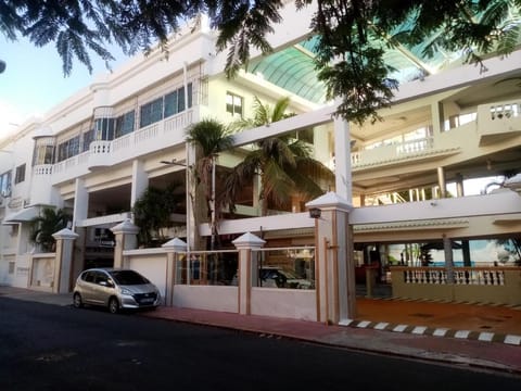Hotel La Casona Dorada Hotel in Distrito Nacional