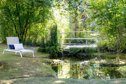 Le Jardin des Plumes Vacation rental in Giverny