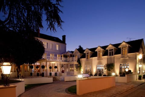 Les Pleiades Hotel-Spa-Restaurant Vacation rental in Barbizon