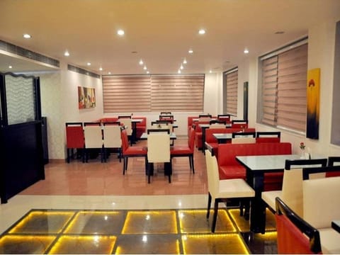 Hotel Ramhan Patel Nagar Vacation rental in New Delhi