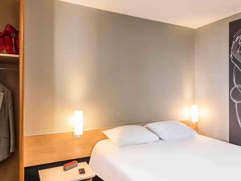 ibis Thonon Centre Vacation rental in Thonon-les-Bains