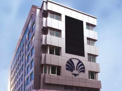 Hotel Grand Ambience Hotel in Ahmedabad