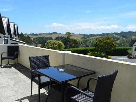 The Salty Dog Inn Vacation rental in Auckland Region