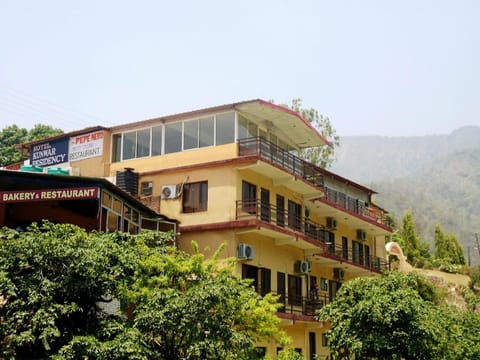 Kunwar Residency Hotel in Rishikesh