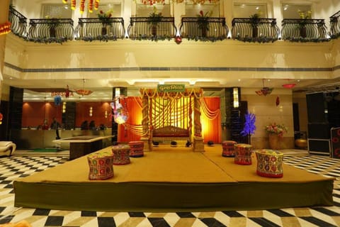 Venizia Sarovar Portico Hotel in Delhi