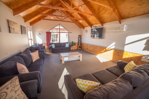 Tasman Holiday Parks - Te Anau Vacation rental in Te Anau