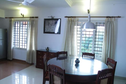 Fortbeach Service Apartments Vacation rental in Kochi