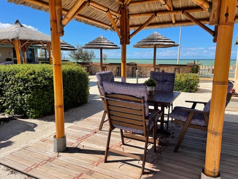 Shark Bay Seafront Apartments Vacation rental in Denham