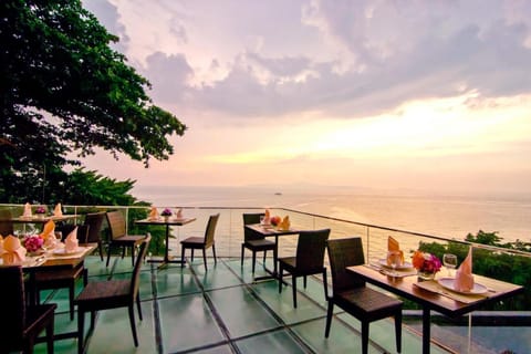 Royal Wing Suites & Spa - SHA Extra Plus Hotel in Pattaya City