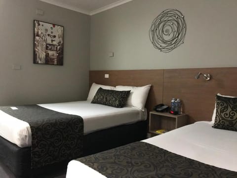 Burnie Central Townhouse Hotel Vacation rental in Burnie