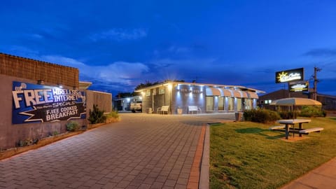 Sun Centre Motel Vacation rental in Swan Hill