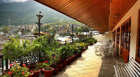 Hotel Snow View Vacation rental in Manali