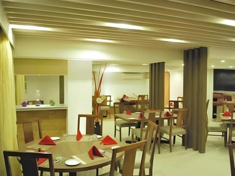 Hotel Dhans Vacation rental in Chennai