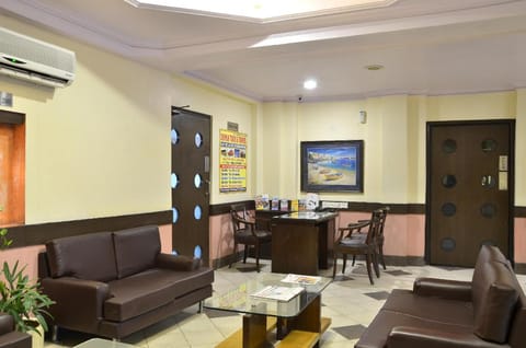 Hotel Tourist Deluxe Hotel in New Delhi