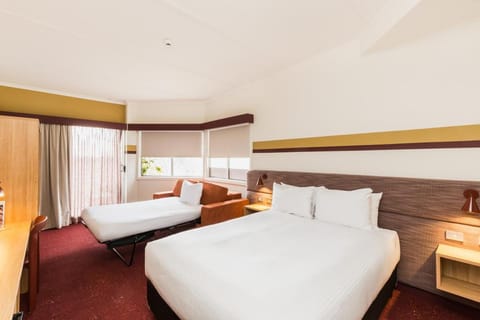 Statesman Hotel Vacation rental in Molonglo Valley