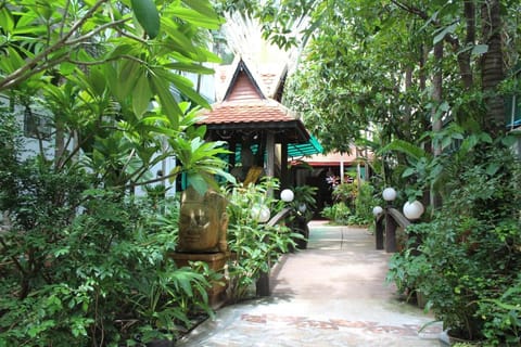 Central Night Hotel Vacation rental in Krong Siem Reap