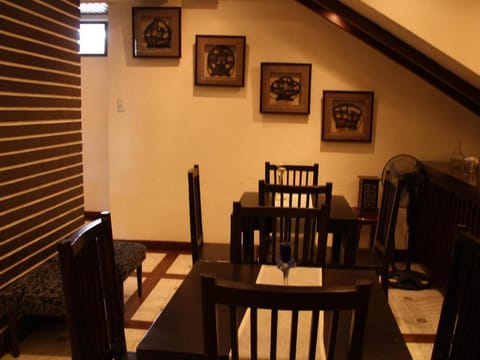 Twin Pines Suites Vacation rental in Tagaytay