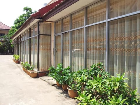 La Ong Dao Hotel 2 Vacation rental in Vientiane