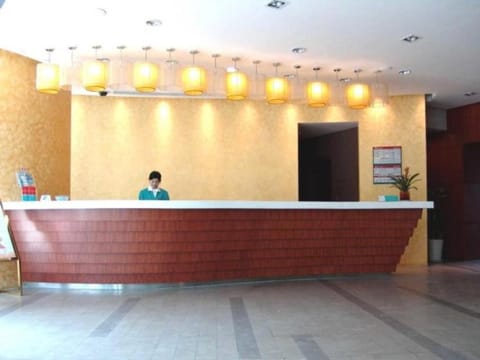 Jinjiang Inn Chengdu Wenshuyuan Subway Station Vacation rental in Chengdu