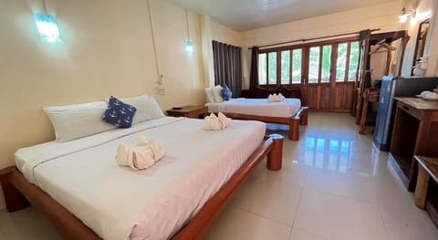 Paradise Bungalows Vacation rental in Ban Tai