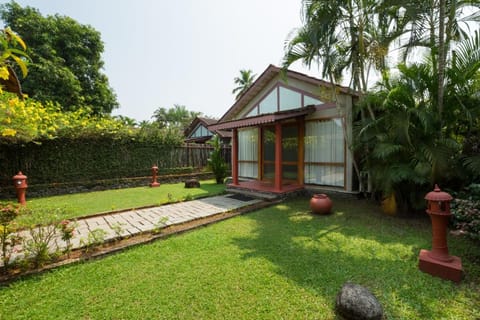 Abad Whispering Palms Vacation rental in Kumarakom