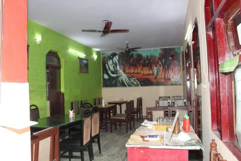 Hotel Raj Bed & Breakfast Vacation rental in Agra