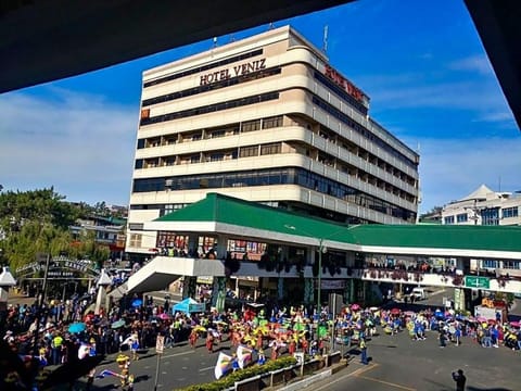 Hotel Veniz Hotel in Baguio