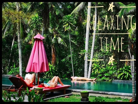 Suara Air Luxury Villa Ubud Bed and Breakfast in Tampaksiring