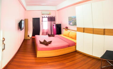 Ponlaan Apartment Vacation rental in Laos