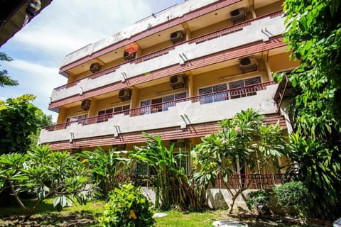 OYO 384 Ban Sabaidee Vacation rental in Laos