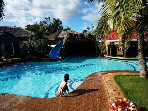 Bohol Wonderlagoon Resort Resort in Panglao